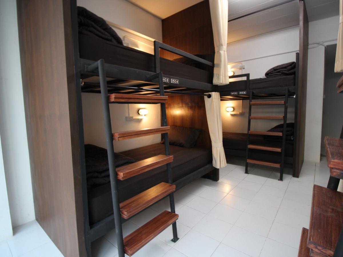 Bedtiny Hostel (Adults Only) Чіангмай Екстер'єр фото