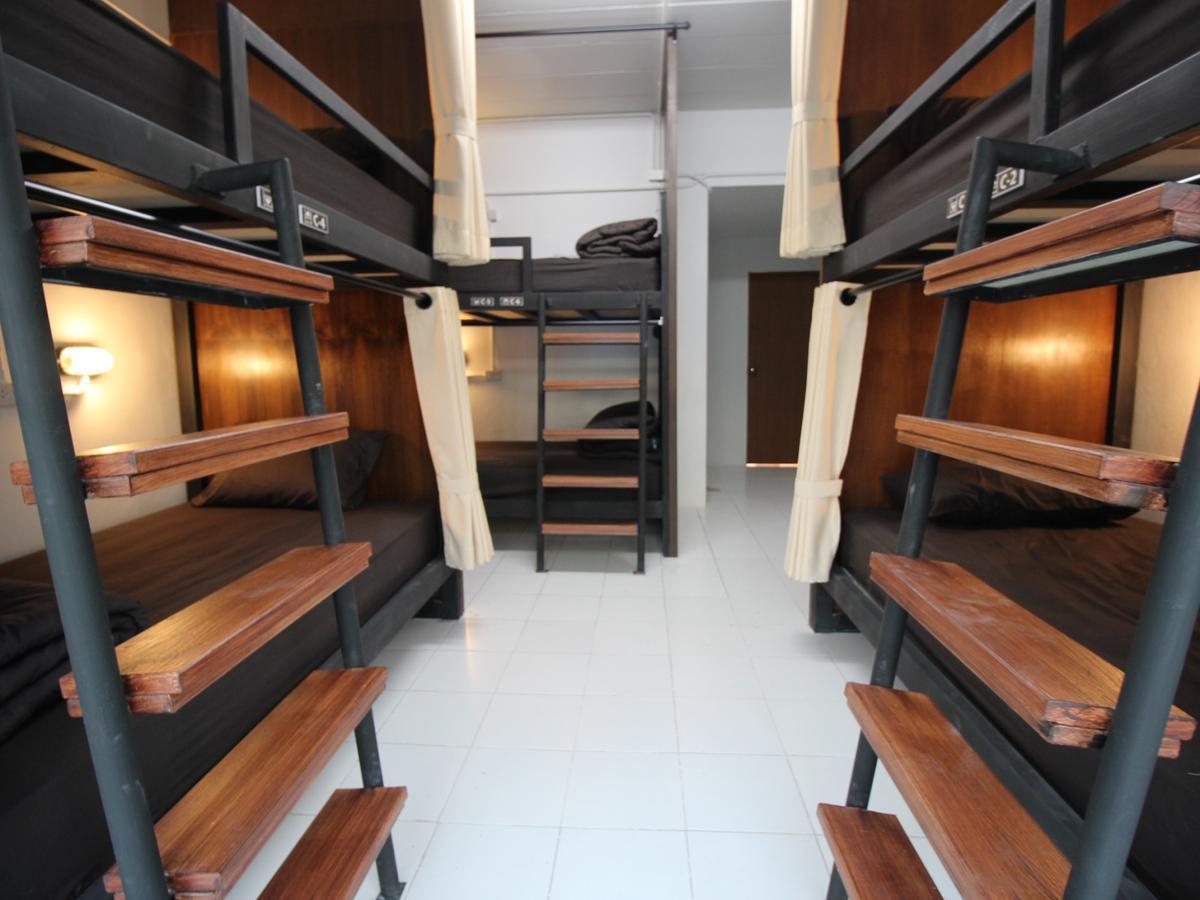 Bedtiny Hostel (Adults Only) Чіангмай Екстер'єр фото
